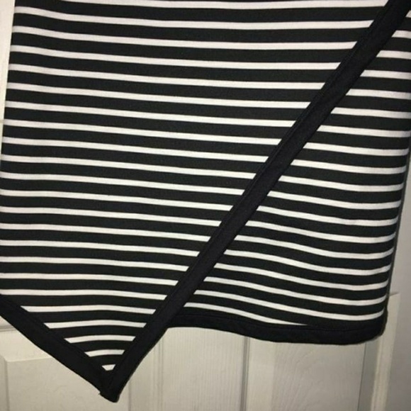 Bodycon dress - Picture 2 of 5